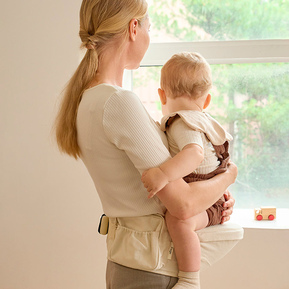 Fiego(フィーゴ)|ヒップシート(抱っこ紐)