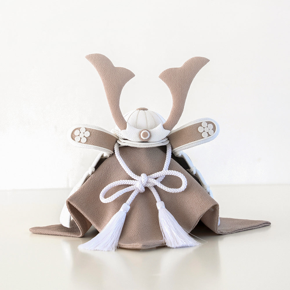 五月人形・兜飾り 美奏 あわいろ かすみ (霞澄) cuna select限定