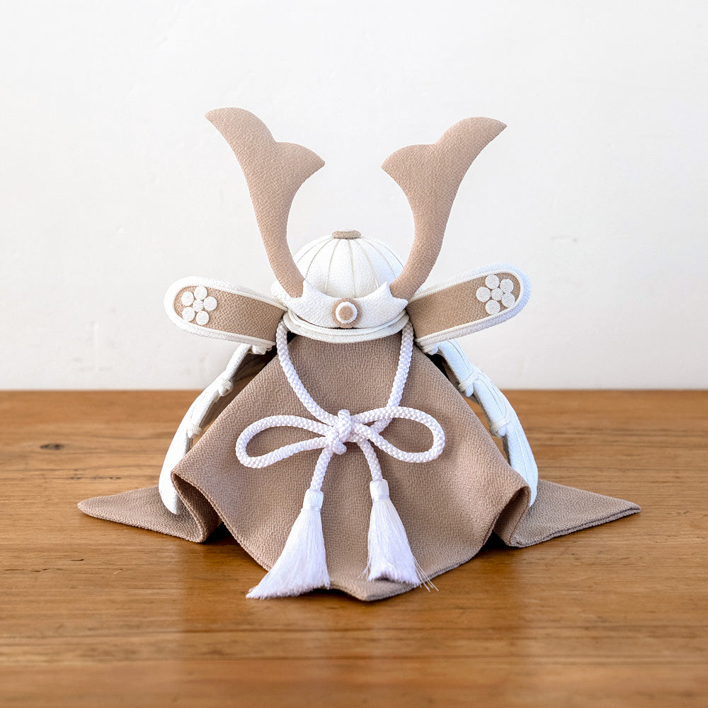 五月人形・兜飾り 美奏 あわいろ かすみ (霞澄) cuna select限定