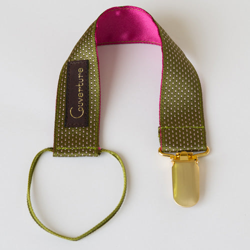 クウベルチュール|ブランケットホルダー&ストラップホルダー