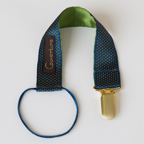 クウベルチュール|ブランケットホルダー&ストラップホルダー