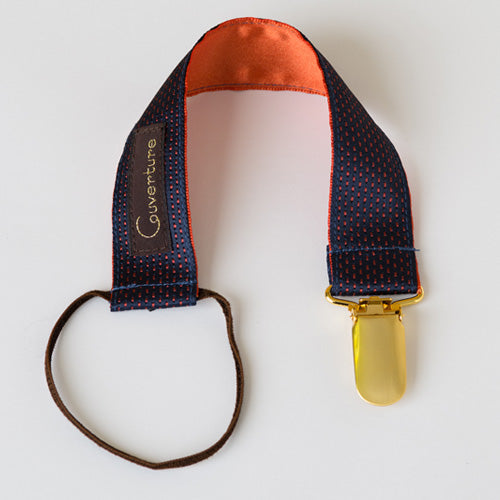 クウベルチュール|ブランケットホルダー&ストラップホルダー