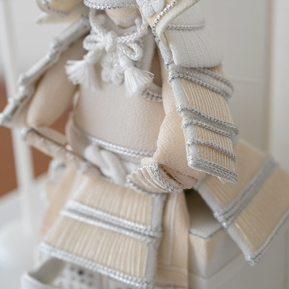 五月人形・兜飾り HAKI(ハキ)|凛 -Rin- 甲冑・鎧飾り