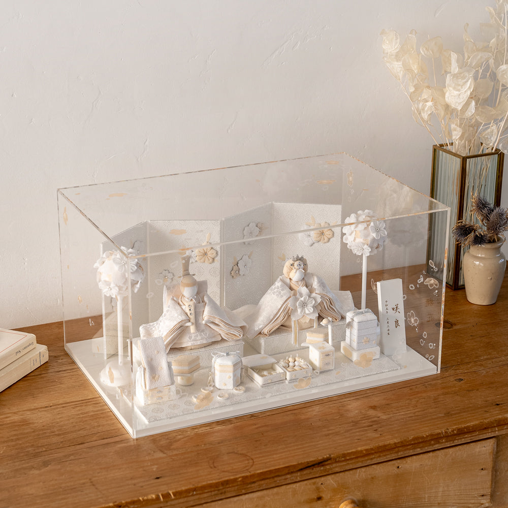 雛人形 HAKI(ハキ) 麗華(れいか)プレミアム 金襴西陣織 雛揃 白粋