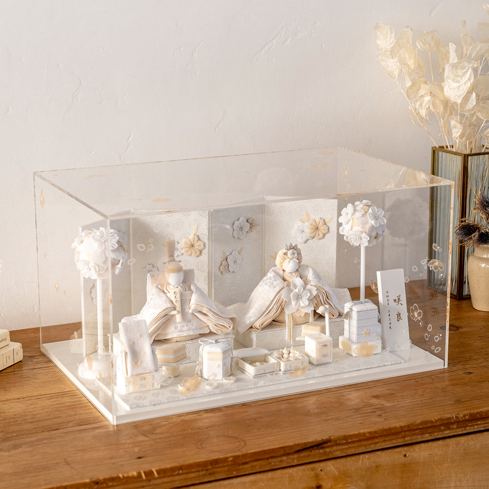 雛人形 HAKI(ハキ) 麗華(れいか)プレミアム 金襴西陣織 雛揃 白粋