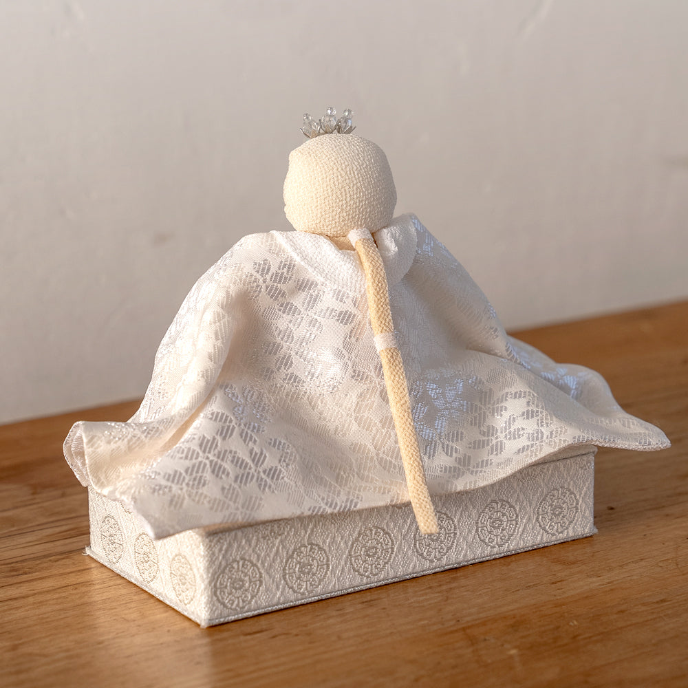 雛人形 HAKI(ハキ) 麗華(れいか)プレミアム 金襴西陣織 雛揃 白粋