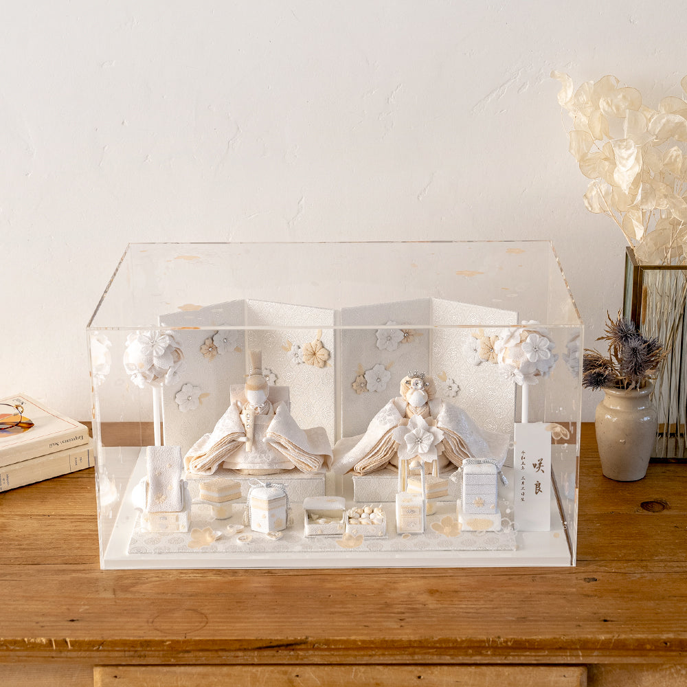 雛人形 HAKI(ハキ) 麗華(れいか)プレミアム 金襴西陣織 雛揃 白粋