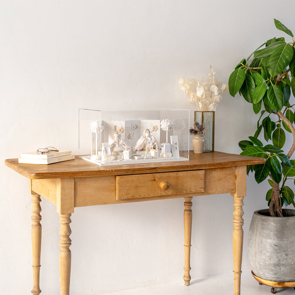 雛人形 HAKI(ハキ) 麗華(れいか)プレミアム 金襴西陣織 雛揃 白粋