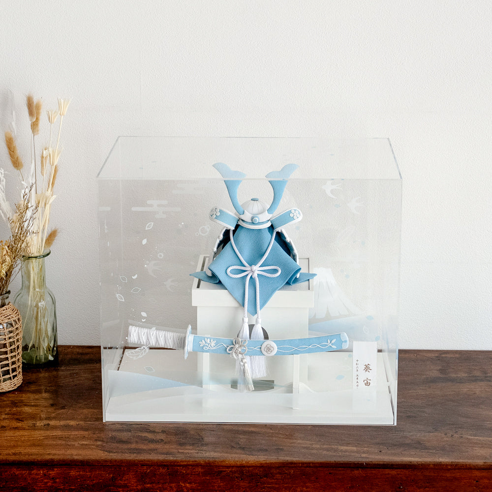 五月人形・兜飾り HAKI(ハキ) 葵宙 (あおい) 白粋