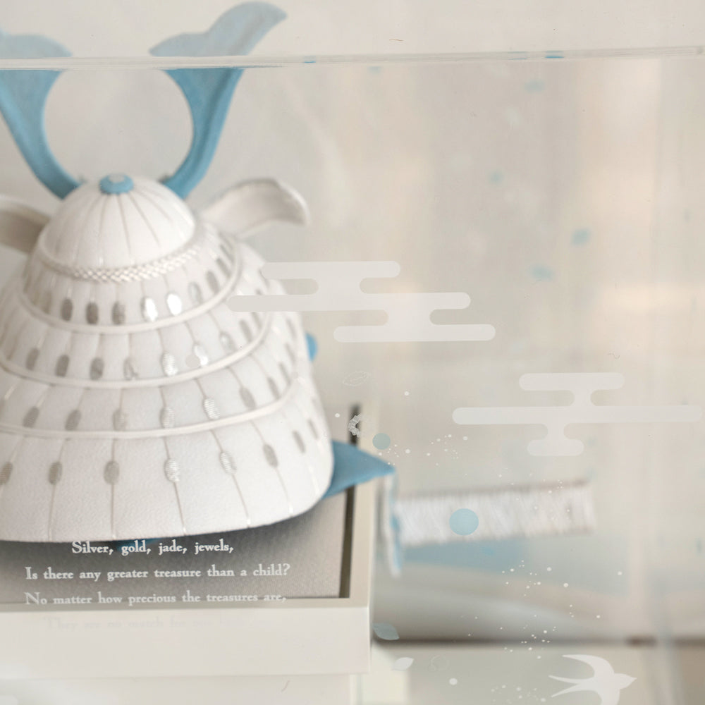 五月人形・兜飾り HAKI(ハキ) 葵宙 (あおい) 白粋