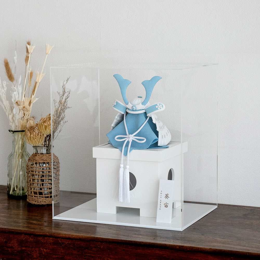 五月人形・兜飾り HAKI(ハキ) 葵宙 (あおい) 兜 三宝付き 単品