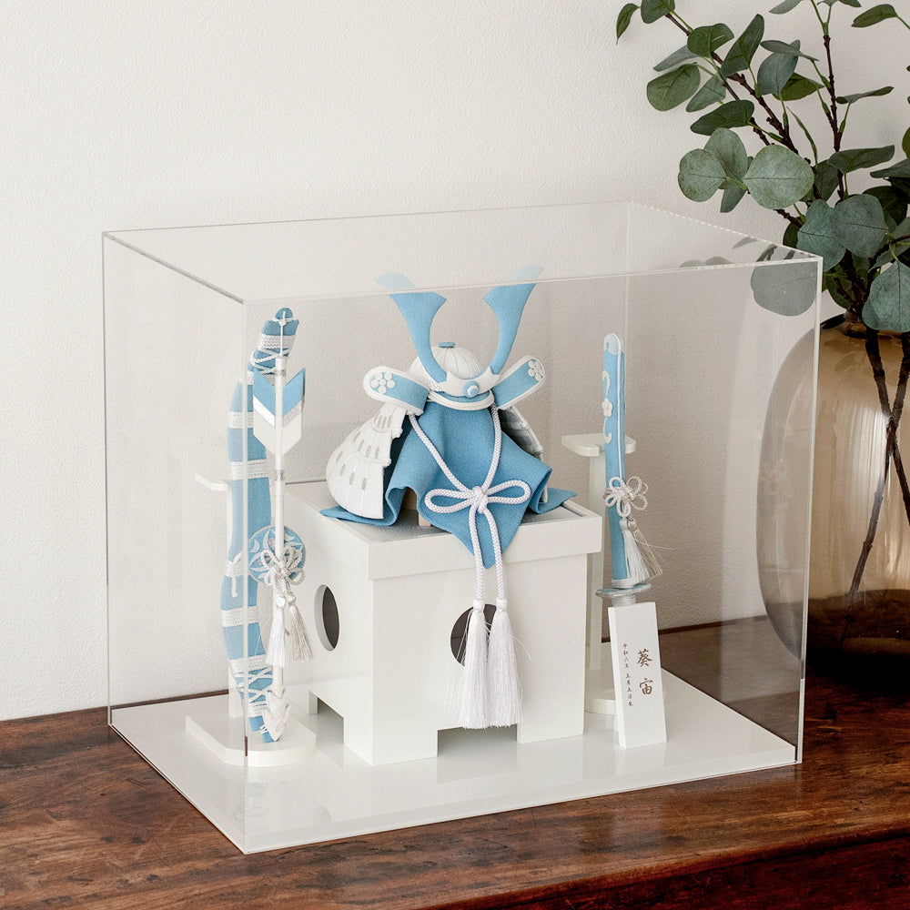 五月人形・兜飾り HAKI(ハキ) 葵宙 (あおい) 白粋