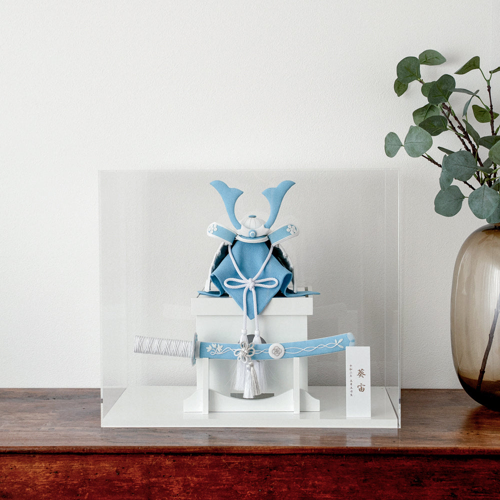 五月人形・兜飾り HAKI(ハキ) 葵宙 (あおい) 白粋