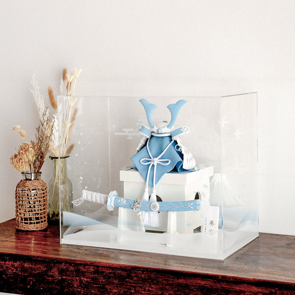 五月人形・兜飾り HAKI(ハキ) 葵宙 (あおい) 白粋