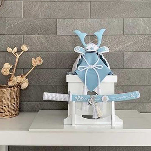 五月人形・兜飾り HAKI(ハキ) 葵宙 (あおい) 白粋