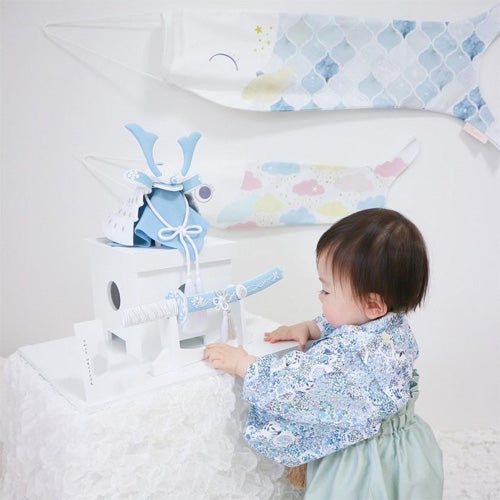 五月人形・兜飾り HAKI(ハキ) 葵宙 (あおい) 白粋