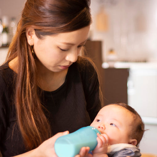 BooBoo(ブーブー)|適温で色が変わる哺乳瓶 マジックベイビー