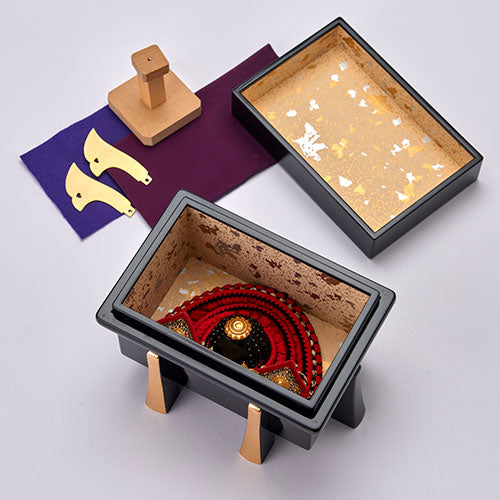 五月人形・兜飾り KOH -煌- 風兜(ふうと) 箔一×cuna select