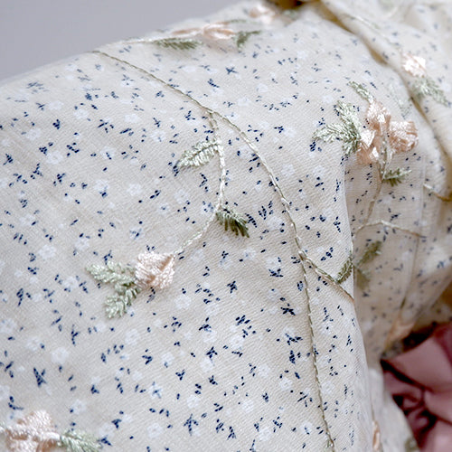 咲重(SAE)|オートクチュールレースベビー袴 和洋袴- 花風・伊吹 (名入れなし)