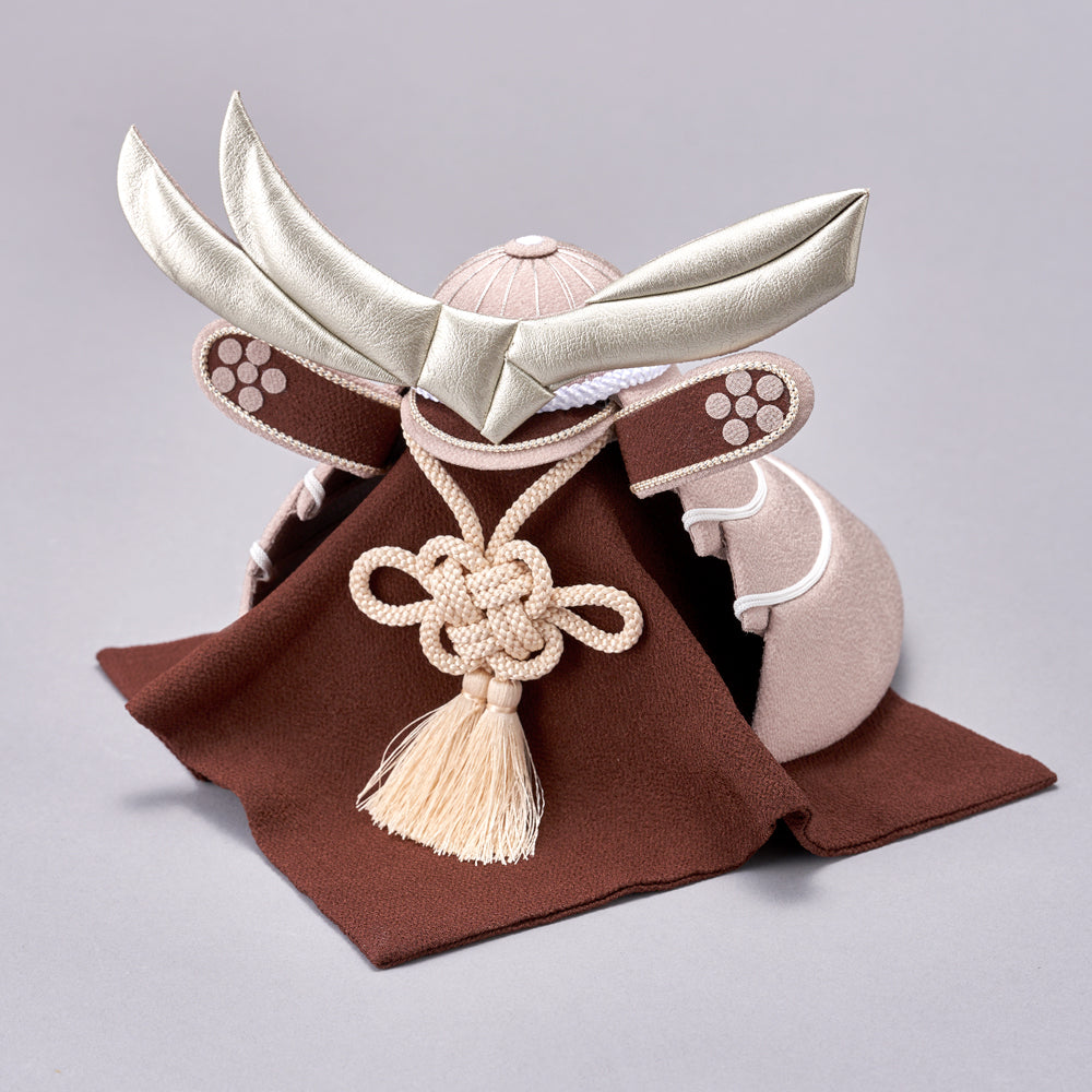 五月人形・兜飾り 美奏 ひいろ (飛色) cuna select限定