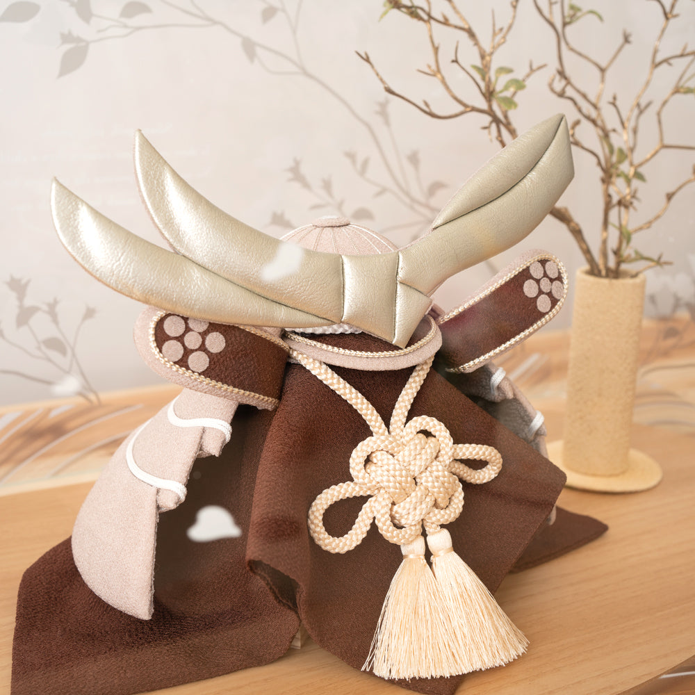 五月人形・兜飾り 美奏 ひいろ (飛色) cuna select限定