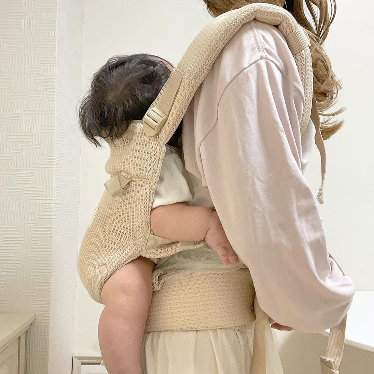 Fiego(フィーゴ) | 軽量ベビーキャリア(抱っこ紐)