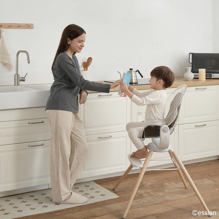 Essian(エシアン) | ハイローチェア【保証付き】