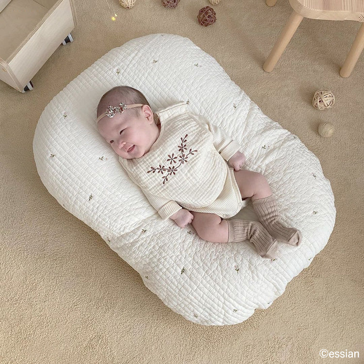 Essian(エシアン) | はき戻し防止 キルトクッション