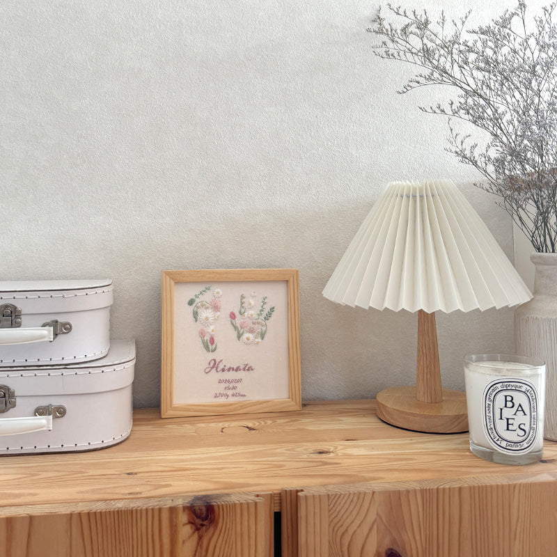 CURIA(キュリア)|フラワー手形刺繍バースボード