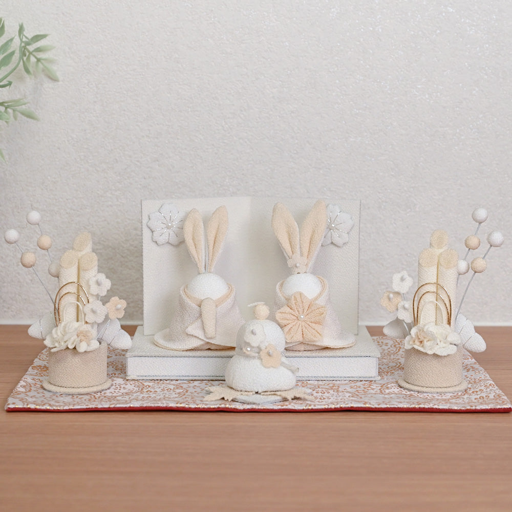 うさぎ雛迎春セット HAKI（ハキ） 白粋｜出産祝い・ベビー用品通販の