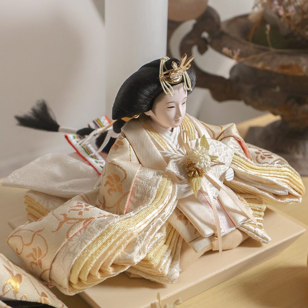 雛人形 kokokara（ここから）凛音-rinon-（りのん） 花飾りひな人形
