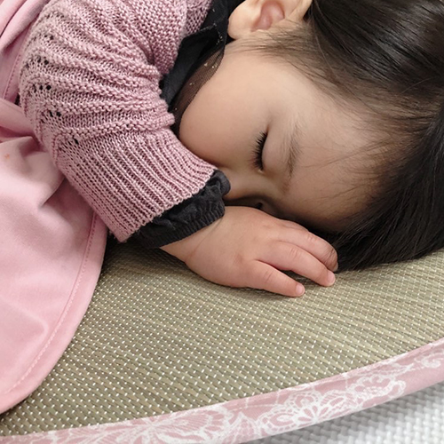 赤ちゃんのごろ寝用い草畳マット・寝汗対策ベビーマット | ナチュラルーナ