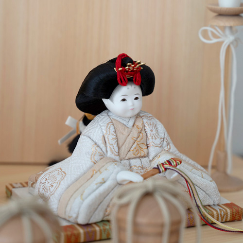 【HARUHINA (はるひな）】cuna selectオリジナル木目込み雛人形 にちか（日華）